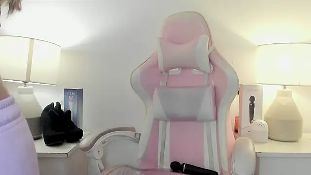 MollyBigBoobs12 online show from January 2025 08:48:01 PM