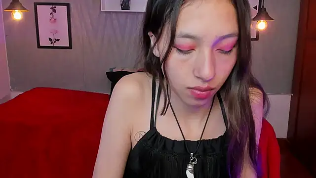 Valeria roussi online show from January 2025 05:34:01 PM