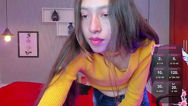 Valeria roussi online show from January 2025 04:04:02 PM