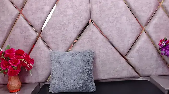 Snapshot of Eimy_Sexy_ chatting on January 2025 01:52:01 PM Eimy Sexy online show from January 2025 01:52:01 PM