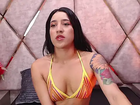 Snapshot of Eimy_Sexy_ chatting on February 2025 12:14:02 PM Eimy Sexy online show from February 2025 12:14:02 PM