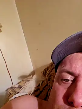 HeteroHotGuy1 online show from February 2025 06:37:01 PM