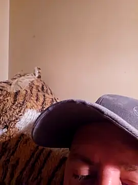 HeteroHotGuy1 online show from October 2025 12:42:02 AM