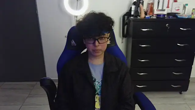 thomascooper7 online show from February 2025 12:36:02 AM