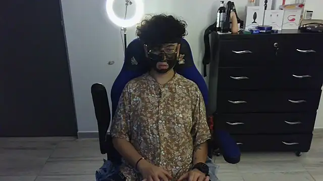 thomascooper7 online show from February 2025 04:36:02 AM