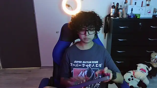 thomascooper7 online show from October 2025 06:28:02 PM