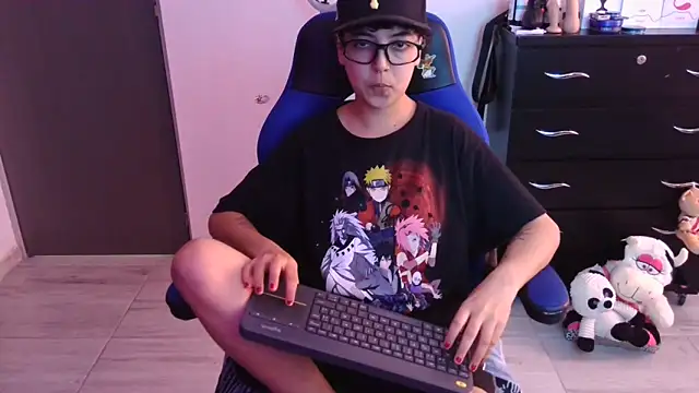 thomascooper7 online show from December 2025 06:46:02 PM