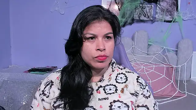 Sam foox online show from October 2025 03:50:02 AM