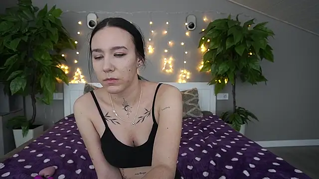 NikkiGoldSide online show from January 2025 07:55:01 PM