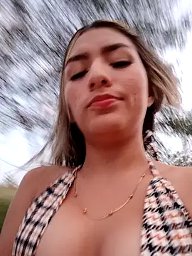 GIRL DONCELLA online show from December 2024 10:45:02 PM