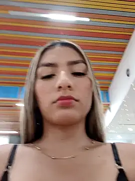 GIRL DONCELLA online show from December 2024 10:32:02 PM