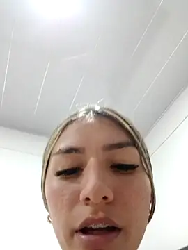 GIRL DONCELLA online show from December 2024 10:23:02 PM