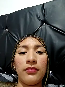 GIRL DONCELLA online show from January 2025 11:04:01 PM