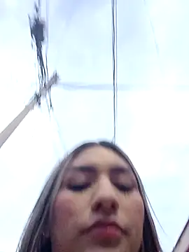 GIRL DONCELLA online show from February 2025 11:02:01 PM
