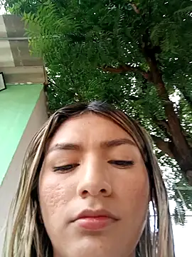 GIRL DONCELLA online show from February 2025 05:54:01 PM