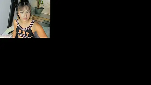 Valery Streinge02 online show from January 2025 04:13:02 PM