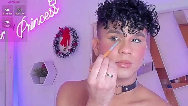 EthanCollens online show from December 2024 10:02:02 PM