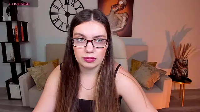 Snapshot of DaniellaLovely chatting on December 2024 11:27:01 AM DaniellaLovely online show from December 2024 11:27:01 AM