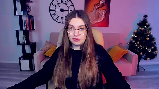 Snapshot of DaniellaLovely chatting on January 2025 11:43:02 AM DaniellaLovely online show from January 2025 11:43:02 AM