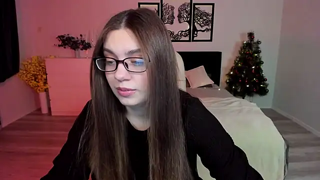 Snapshot of DaniellaLovely chatting on January 2025 11:14:01 AM DaniellaLovely online show from January 2025 11:14:01 AM