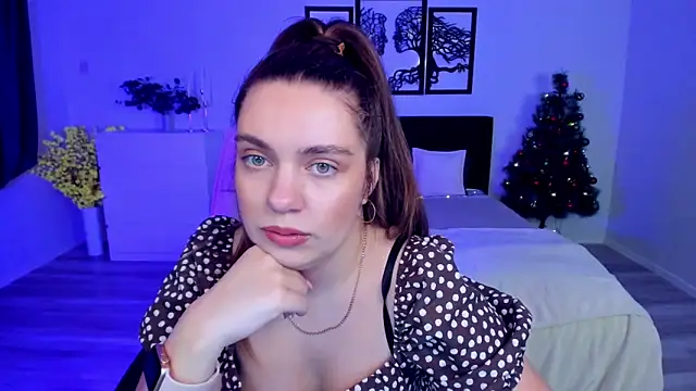 Snapshot of DaniellaLovely chatting on January 2025 10:59:01 AM DaniellaLovely online show from January 2025 10:59:01 AM