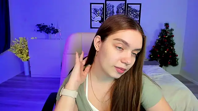 Snapshot of DaniellaLovely chatting on January 2025 02:05:01 PM DaniellaLovely online show from January 2025 02:05:01 PM