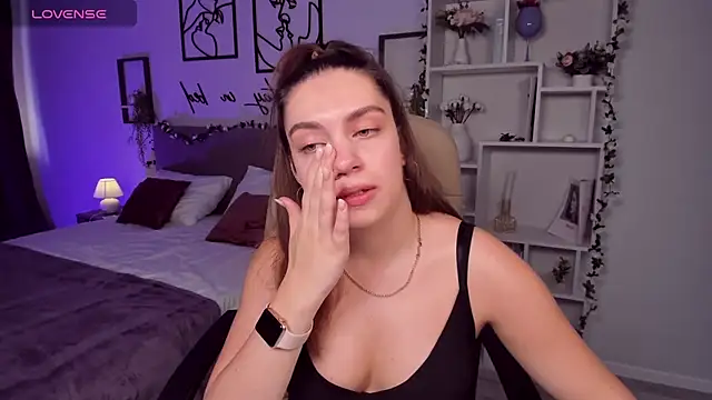 Snapshot of DaniellaLovely chatting on September 2025 11:13:02 AM DaniellaLovely online show from September 2025 11:13:02 AM