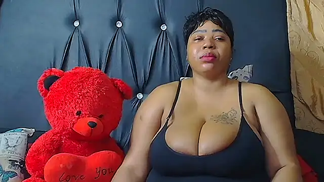 Snapshot of HUMONGUOUSTITSS chatting on September 2025 05:16:02 PM HUMONGUOUSTITSS online show from September 2025 05:16:02 PM