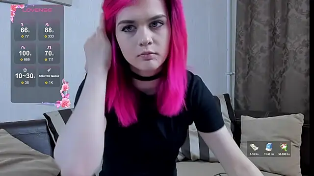 JulieTaylors online show from September 2025 11:52:01 PM