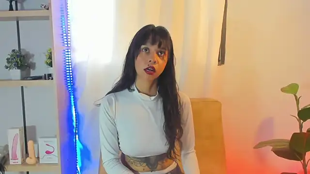 Snapshot of ladynemesis chatting on January 2025 09:22:01 PM ladynemesis online show from January 2025 09:22:01 PM