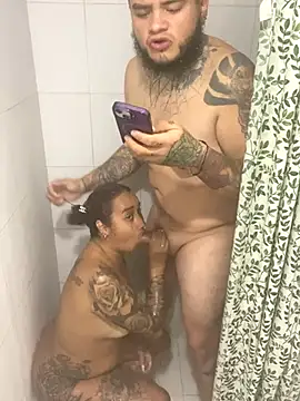 Cafeziitha02 online show from October 2025 06:31:01 PM