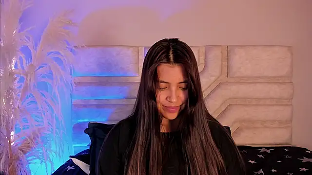 Rebeca Williams  online show from January 2025 05:48:02 AM