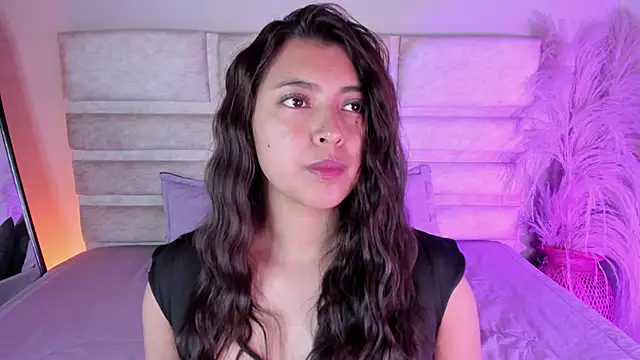 Snapshot of Rebeca_Williams_ chatting on November 2025 12:27:02 PM Rebeca Williams online show from November 2025 12:27:02 PM