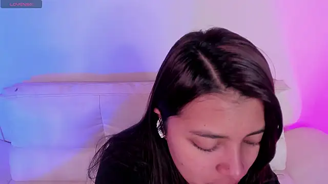 Snapshot of Rebeca_Williams_ chatting on November 2025 10:59:01 AM Rebeca Williams online show from November 2025 10:59:01 AM