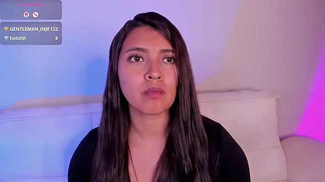 Snapshot of Rebeca_Williams_ chatting on November 2025 11:58:01 PM Rebeca Williams online show from November 2025 11:58:01 PM