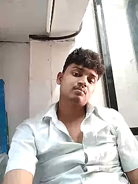 Snapshot of heartless__95 chatting on February 2025 10:07:01 AM heartless  95 online show from February 2025 10:07:01 AM