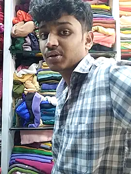 Snapshot of heartless__95 chatting on February 2025 06:40:01 AM heartless  95 online show from February 2025 06:40:01 AM