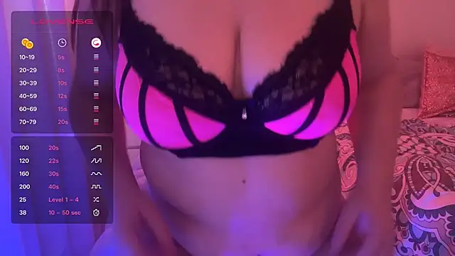 Snapshot of Missannalova chatting on December 2024 03:00:01 PM Missannalova online show from December 2024 03:00:01 PM