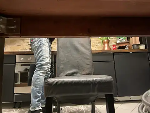 SunnyWild online show from February 2025 12:05:02 AM