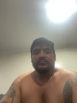 Snapshot of lobito6989 chatting on October 2025 02:43:02 AM lobito6989 online show from October 2025 02:43:02 AM
