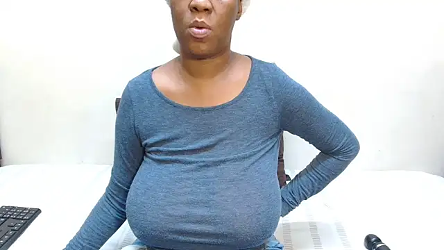 Snapshot of Wettitiesxxx chatting on December 2024 09:22:01 AM Wettitiesxxx online show from December 2024 09:22:01 AM