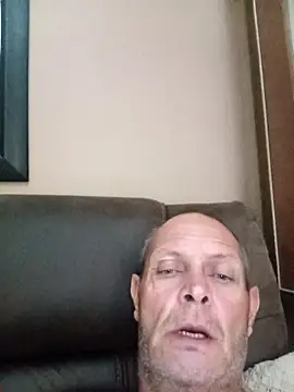 Beertjie1976 online show from September 2025 01:44:01 AM