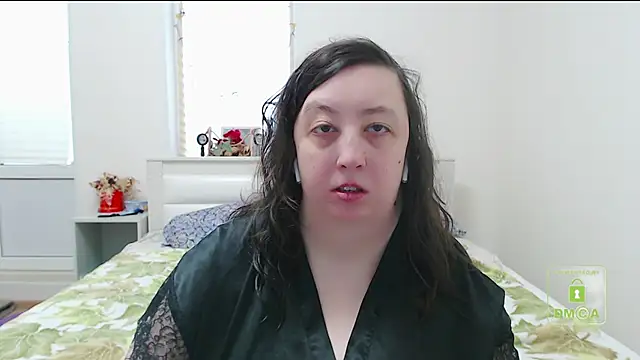 Snapshot of cute_and_hot chatting on January 2025 09:35:01 AM cute and hot online show from January 2025 09:35:01 AM