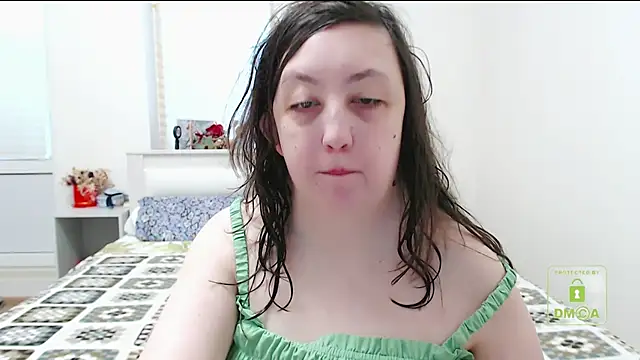 Snapshot of cute_and_hot chatting on February 2025 09:43:01 AM cute and hot online show from February 2025 09:43:01 AM