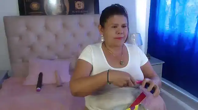 NATHYHOTT online show from January 2025 04:51:02 PM