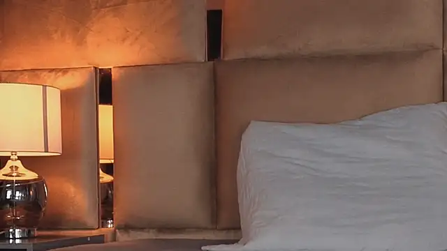 Snapshot of angelinepossy chatting on September 2025 09:15:01 PM angelinepossy online show from September 2025 09:15:01 PM