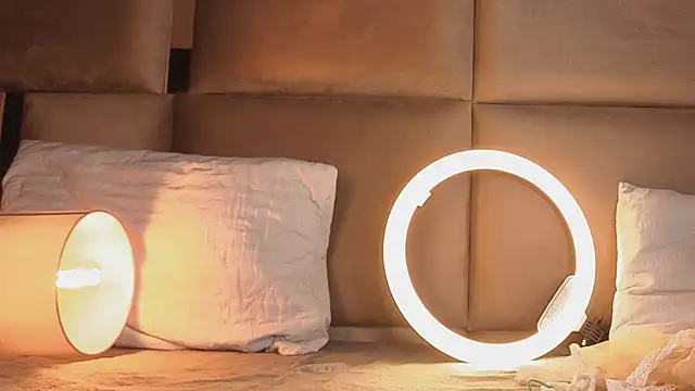 Snapshot of angelinepossy chatting on October 2025 09:56:01 PM angelinepossy online show from October 2025 09:56:01 PM