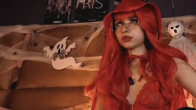 Snapshot of angelinepossy chatting on October 2025 09:48:01 PM angelinepossy online show from October 2025 09:48:01 PM