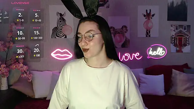 Fluffy Tiffy online show from February 2025 12:57:01 AM