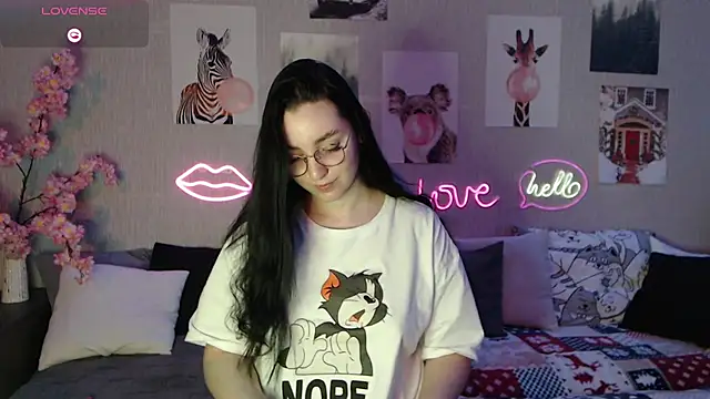 Fluffy Tiffy online show from February 2025 01:58:02 AM